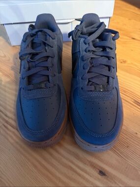 Nike Boys' Air Force 1 Low - Navy and Gum